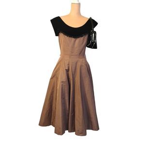 Handmade Vntg 1950s Black Velvet & Brown Midi Swing Dress